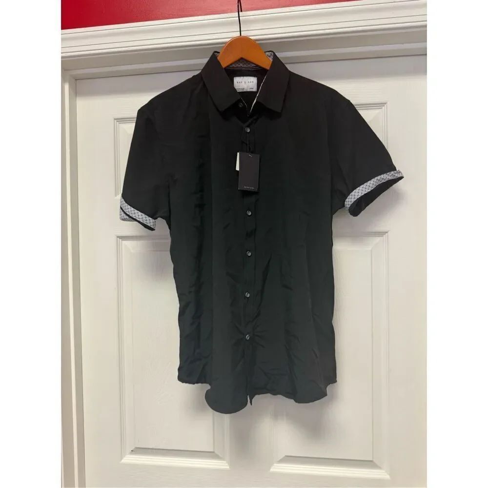 Day & Age Black Reverse Cuff Short Sleeve Button Down Shirt sz L NWT